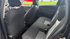 Toyota Yaris 1.5 VVT-i Icon Tech 5dr Petrol Hatchback